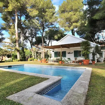 Cl 5 A 2 Minutos De La Playa De Fenals Villa
